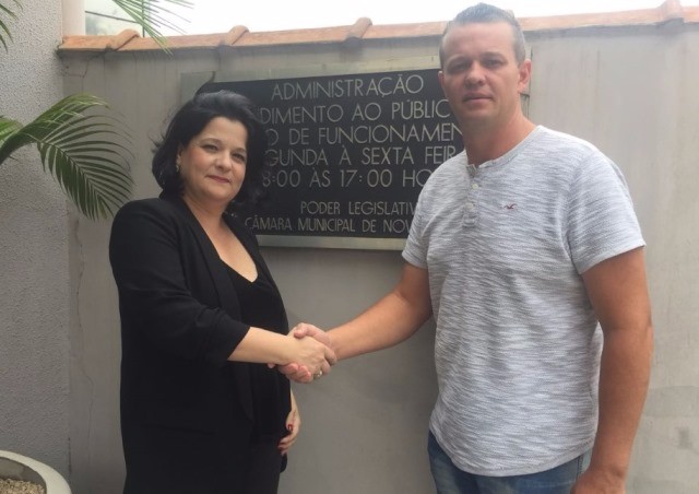 20171122_FOTO - Carol Moura pede licença não remunerada por 30 dias